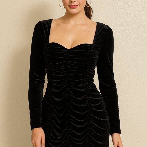 NWT Velvety Black Above-Knee Dress – Size L, Soft & Elegant Party Wear - Picture 3 of 3